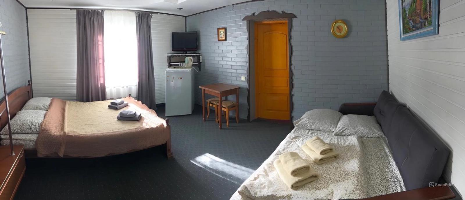 Sadyba U Halyny Sunrise Bukowel Zimmer foto